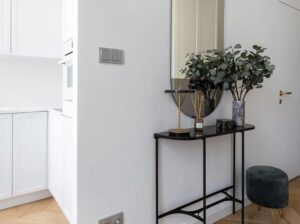 Konsola Liv z marmurowym blatem Nero Marquina Marle Home