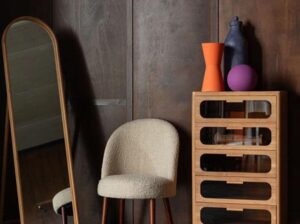 Krzesło Barbara boucle beżowe Dutchbone