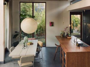 Krzesło do jadalni Endless słonecznik w pasy HKliving