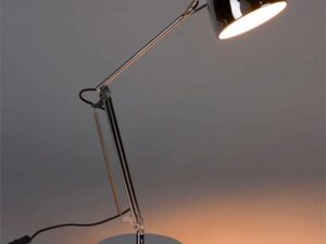 Lampa biurkowa Reader chrom Zuiver