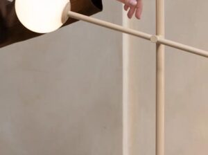 Lampa podłogowa Copenhagen beżowa It’s about RoMi