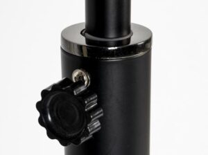 Lampa podłogowa Metal Bow czarna Zuiver