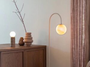 Lampa podłogowa Tivoli piaskowa It’s about RoMi