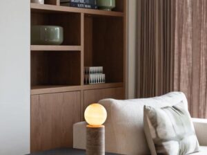 Lampa stołowa Tivoli piaskowa It’s about RoMi