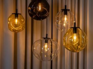 Lampa wisząca Avia Black bursztynowa Kaspa