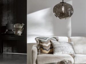 Lampa wisząca Avia Black przydymiona Kaspa