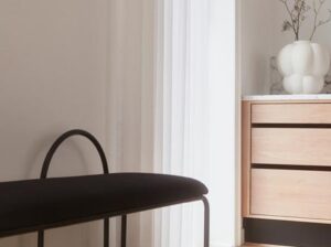 Ławka Angui antracytowa boucle AYTM