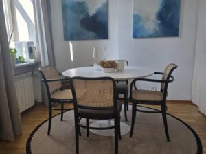 Okrągły dywan wełniany Laila Beige Black Round 5010 Carpets & More
