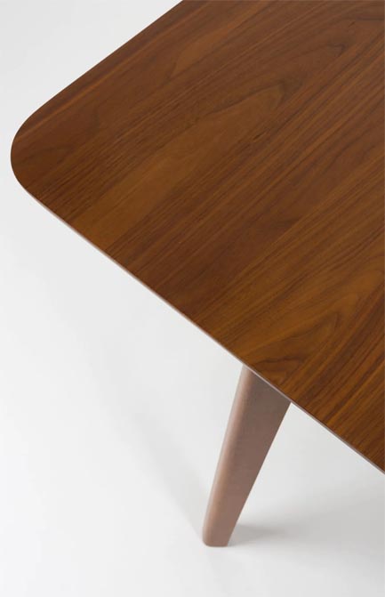 Stół Ellen 180-220 cm orzech Zuiver