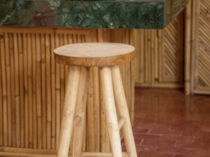 Stołek barowy Kedut naturalny Bazar Bizar