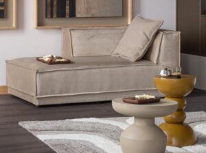 Stolik boczny Miel z drewna mango w kolorze miodowo-żółtym Woood