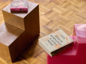 Stolik boczny Pop cube naturalny HKliving