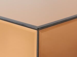 Stolik kawowy z blokiem lustrzanym 90x90 cm dymny brąz HKliving